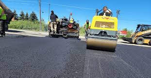 Best Asphalt Driveway Installation  in El Paso, TX